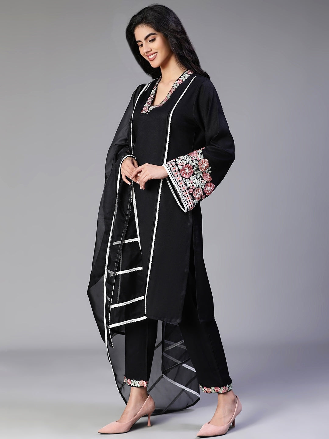 Black Embroidery Pant with Dupatta